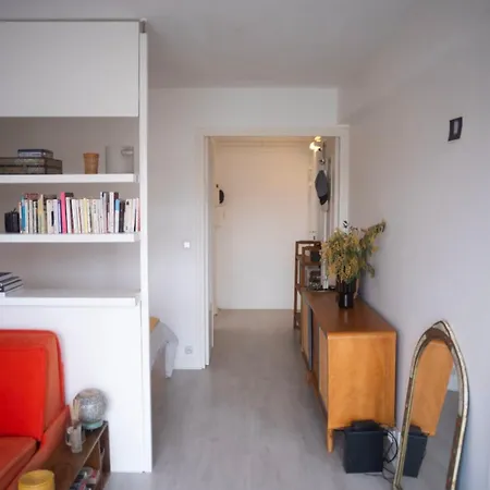 Cozy For 2 Near Paris شقة